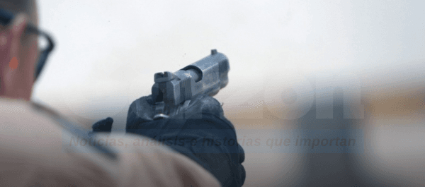 ¡Pánico en pleno centro! Disparos y robo a mano armada frente al BBVA en Villanueva.