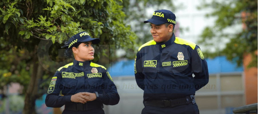 Villanueva decreta ley seca y prohíbe parrillero en moto por posesión presidencial.